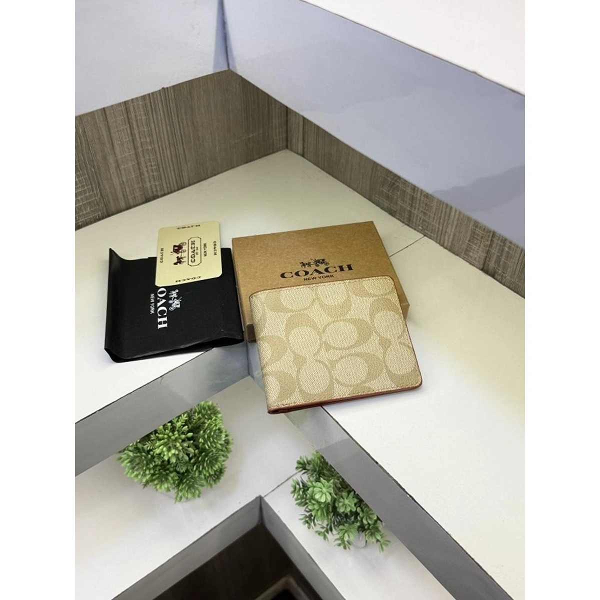 Imported Coach Signature Wallet For Men (BOT4118) - stayhit.in Imported Coach Signature Wallet For Men (BOT4118) - stayhit.in