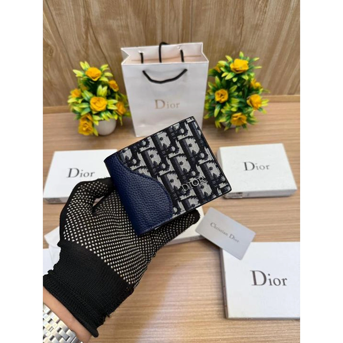 Imported Dior Wallet For Men (BOT4114) - stayhit.in Imported Dior Wallet For Men (BOT4114) - stayhit.in