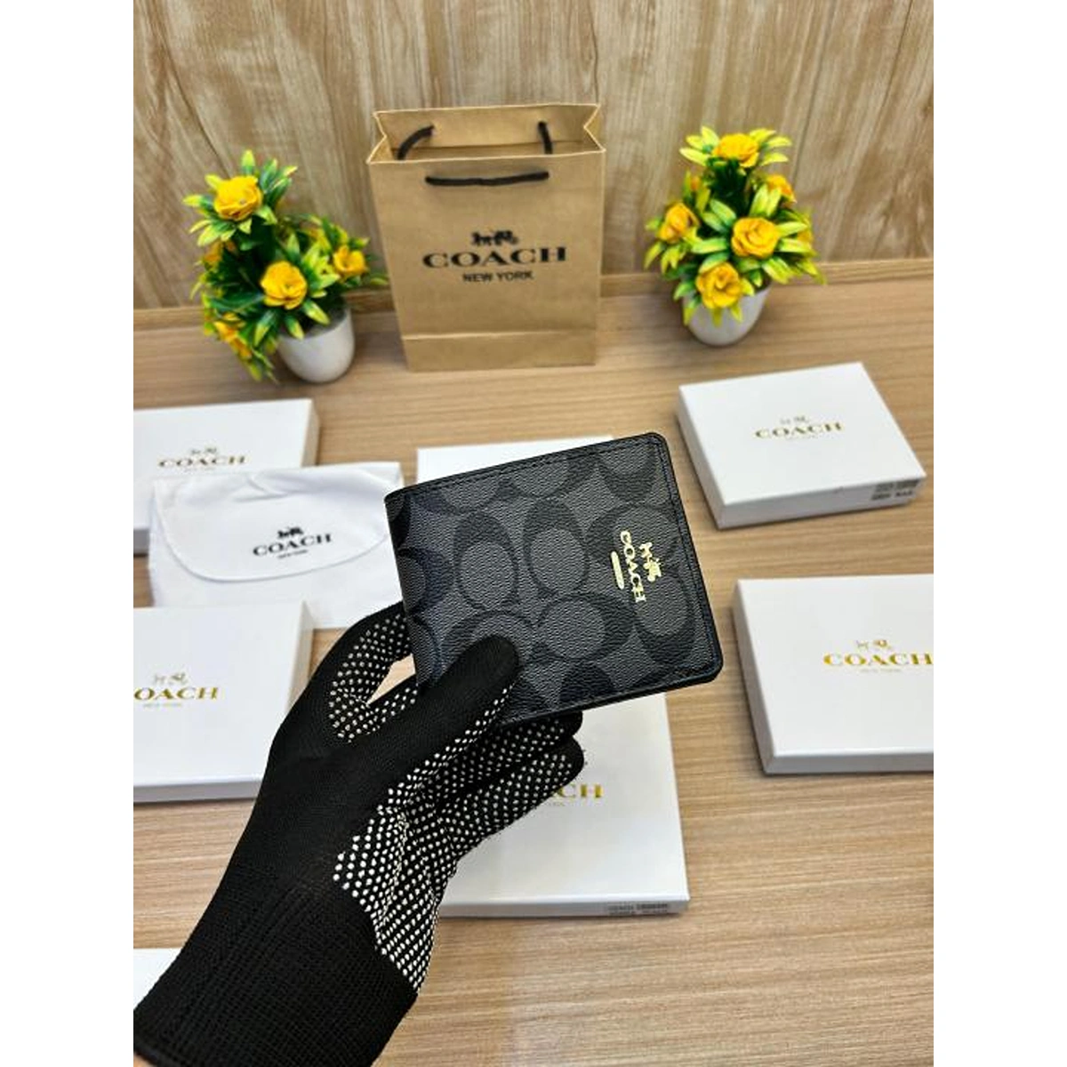 Premium Coach Wallet For Men (BOT4075) - stayhit.in Premium Coach Wallet For Men (BOT4075) - stayhit.in