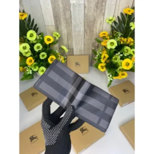 Stylish Burberry Wallet With Og Box Dust Bag Card For Men