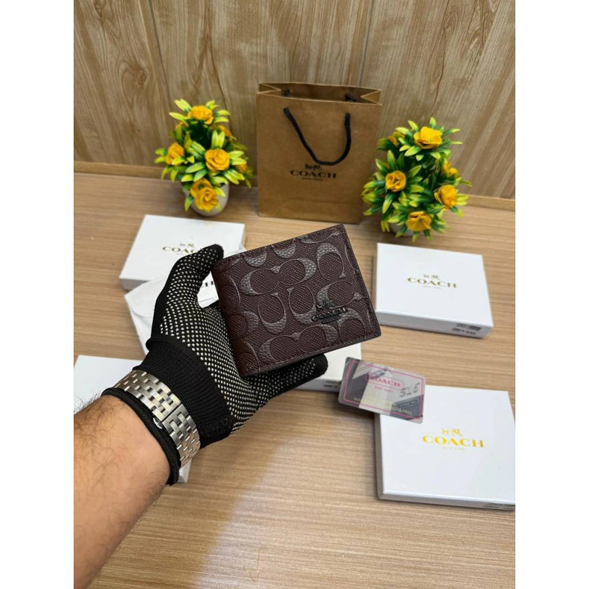 Stylish Coach Wallet For Men (DW101) - stayhit.in Stylish Coach Wallet For Men (DW101) - stayhit.in