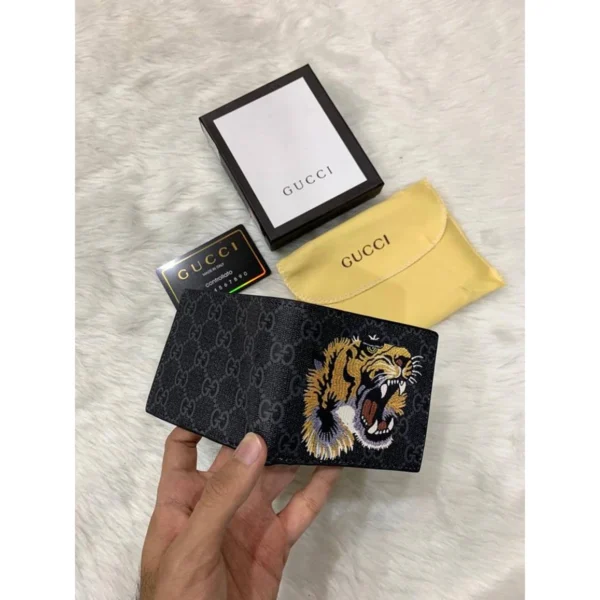 Stylish Gucci Tiger Wallet With Og Box For Men Stylish Gucci Tiger Wallet With Og Box For Men
