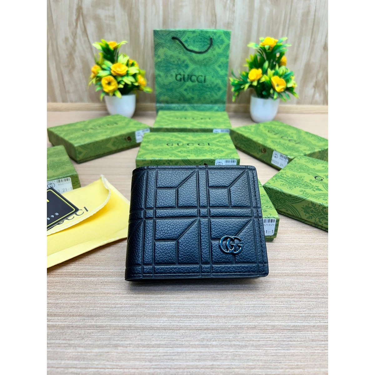 Stylish Gucci Wallet For Men (DW112) - stayhit.in Stylish Gucci Wallet For Men (DW112) - stayhit.in